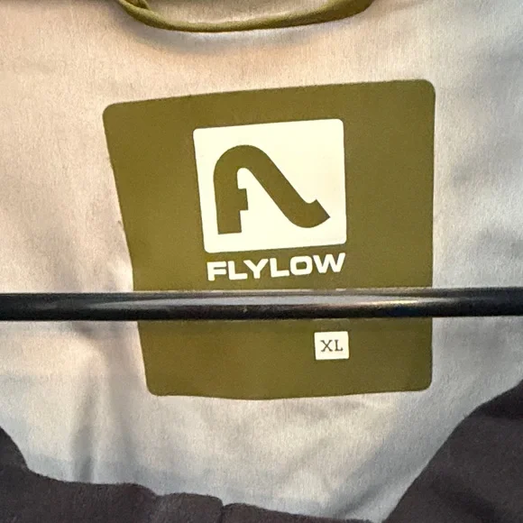 FLYLOW Men's Green Waterproof Jacket - Picture 2 of 2